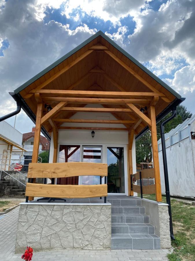 Zitalaka Apartment อิกาล ภายนอก รูปภาพ